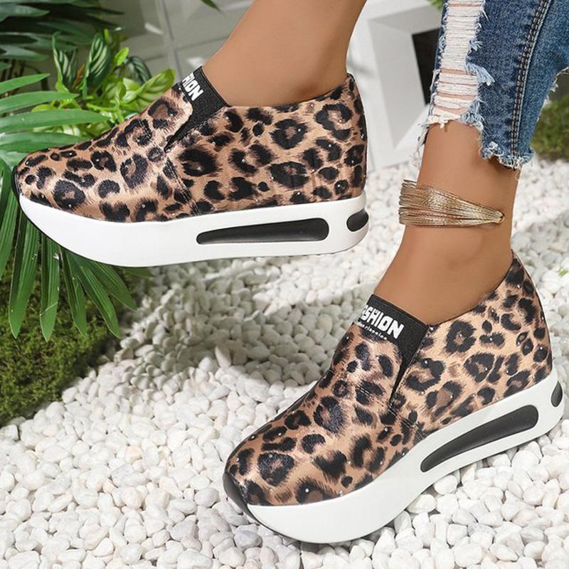 Fashion Autumn Winter Leopard Platform Sneakers Women Letter Print Slip On Sports Shoes for Woman Non Slip Wear Resistant Shoes Female