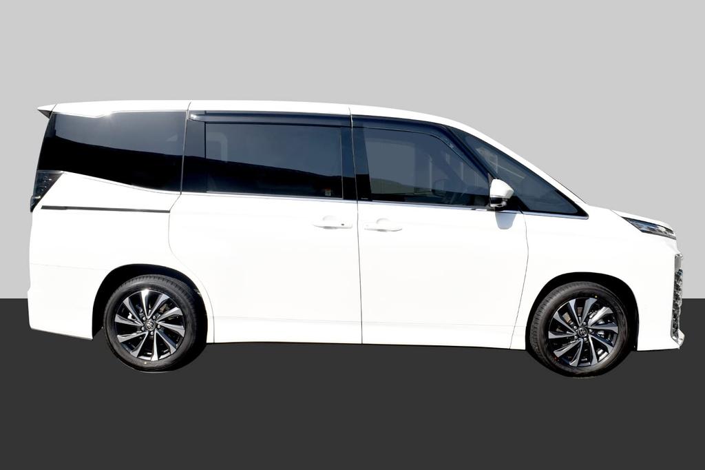 Накладки на стойки SecondStage Toyota 90 Series для автомобилей с оригинальными козырьками, цвет «черный рояль» T657BLK Noah/Voxy