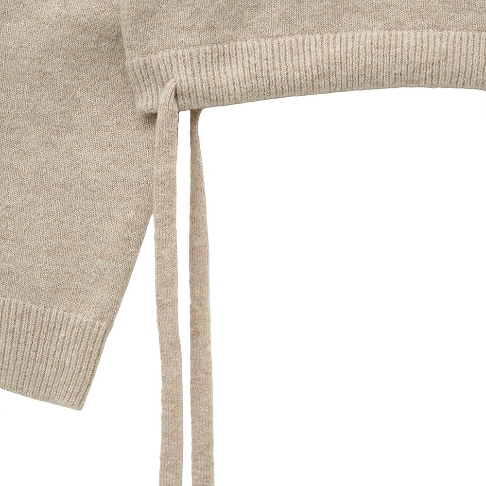 NOIRER FOR WOMAN Two-Way Off-Shoulder V-Neck Knit (Sand Beige)