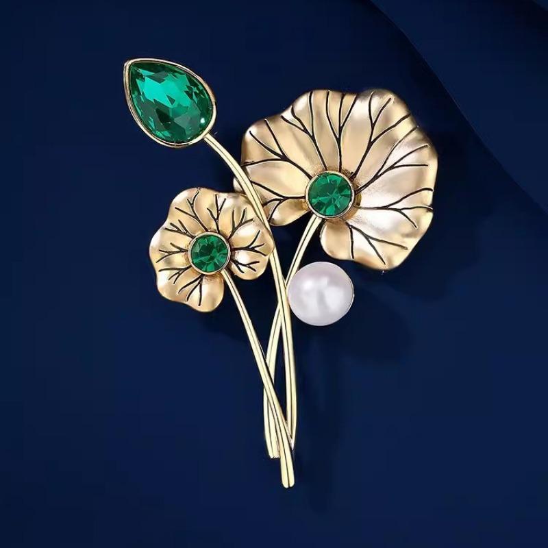 Retro Qingqing Lotus Brosche, Vielseitige und elegante Perlen-Lotusblatt-Brosche, Leichter Luxus und Nischen-Design-Sinn-Brosche