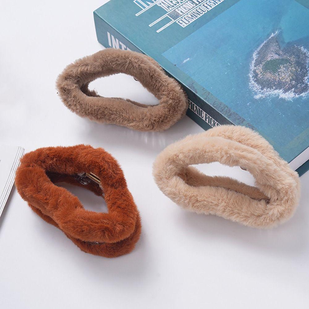 

Cute Plush Hair Claw Stylish Fluffy Hair Clips Accessories Hair Barrettes