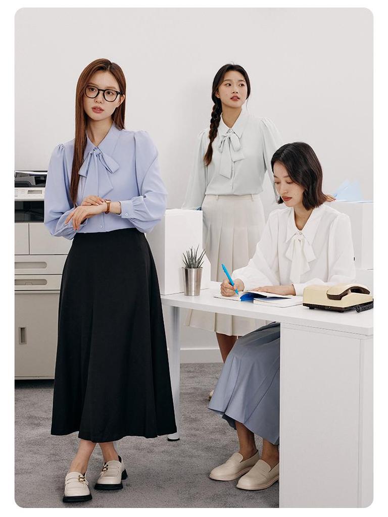 Women's White Short Sleeve Chiffon Bow Blouse - Professional Formal Top for Interview Suit