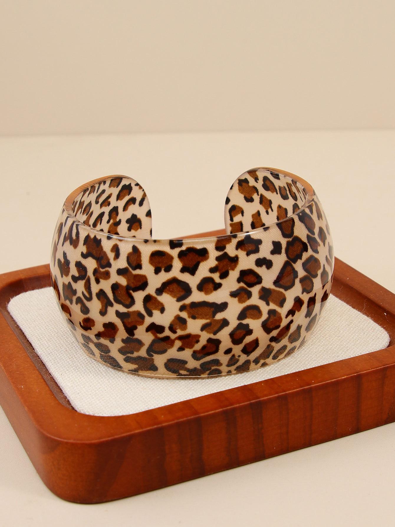 

Trendy Exaggerated Wide Brimmed C-shaped Open Leopard Print Bracelet, Fashionable Geometric Jewelry