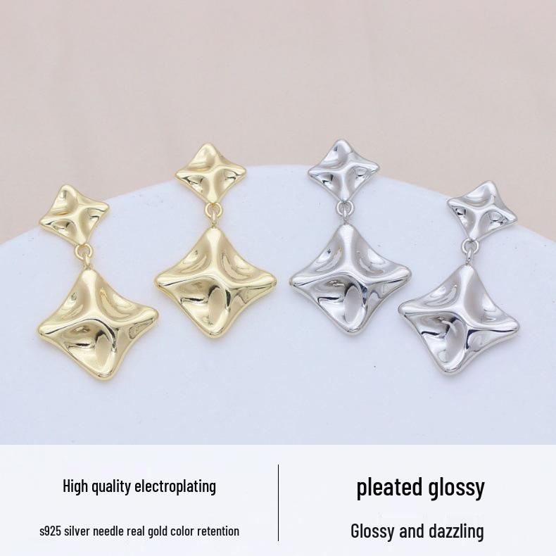 S925 Silbernadel Geometrische Quadratische Plissierte Hängeohrringe – Goldlegierung, Farberhaltend, Leichter Luxus für Damen.