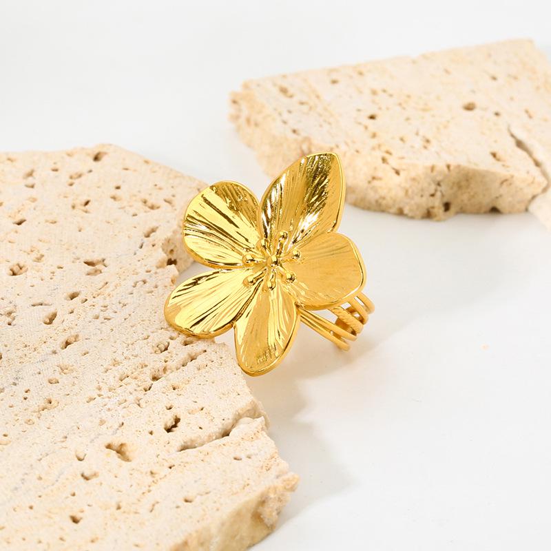 French Retro 18K Gold PVD Stainless Steel Flower Open Ring for Women