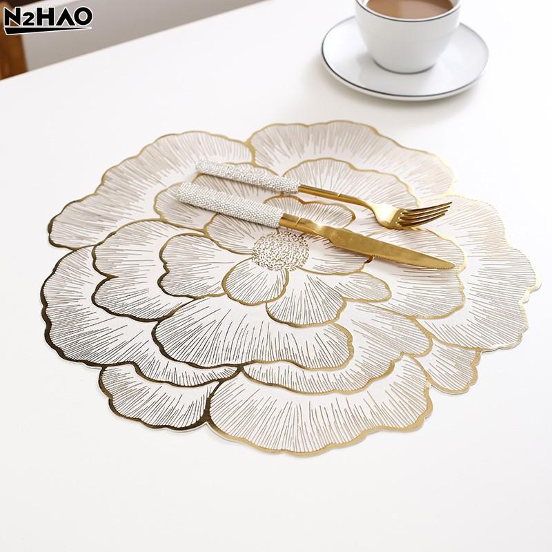 1PCS PVC Creative Rose Placemat Nordic Style Table Decoration Mat Gold-plated Home Coaster PVC Non-slip Waterproof Placemat