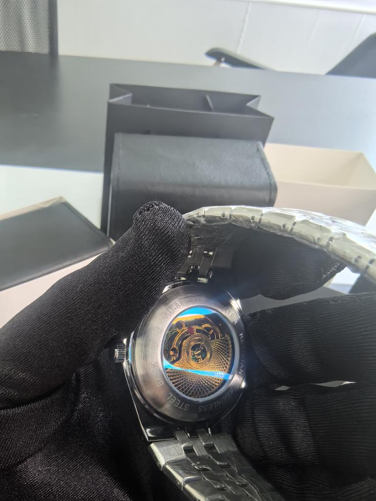 High Level Watch with Backside mechanical looking Quartz Watch for man and woman in Middle East Countries