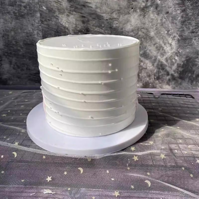 Fetta di Torta Simulazione Embione Falso 6/8 Pollici Crema Bianca Schiuma Decorazione Fai da Te Oggetto di Scena Vetrine Panetteria Baby Shower Photo Booth