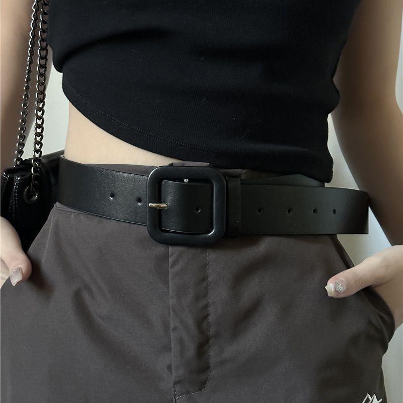 White Dress Elegant With Unique Belt Decoration In Simple Modern Style Women For