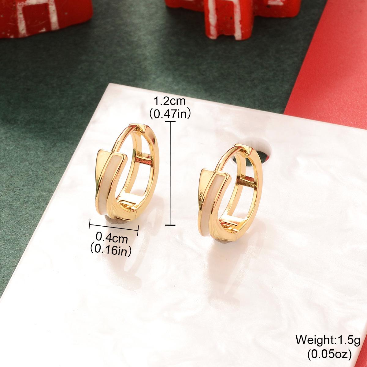 

High-End Green Heart Retro Drip Oil Earrings - Autumn/Winter Fashion