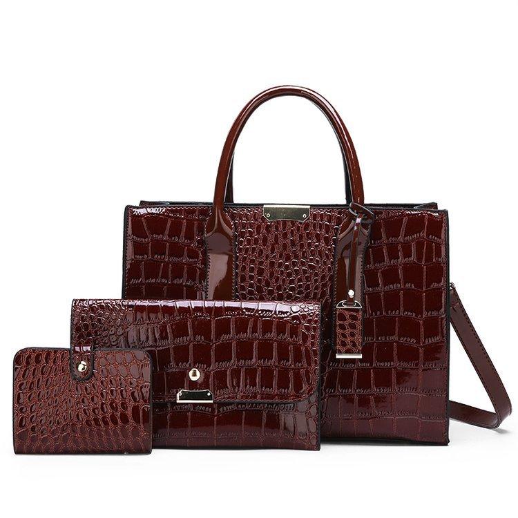 

Crocodile pattern women s bag new European and American style fashionable large capacity portable shoulder diagonal span bag crossbody versatile Single pack темно-коричневого кольору