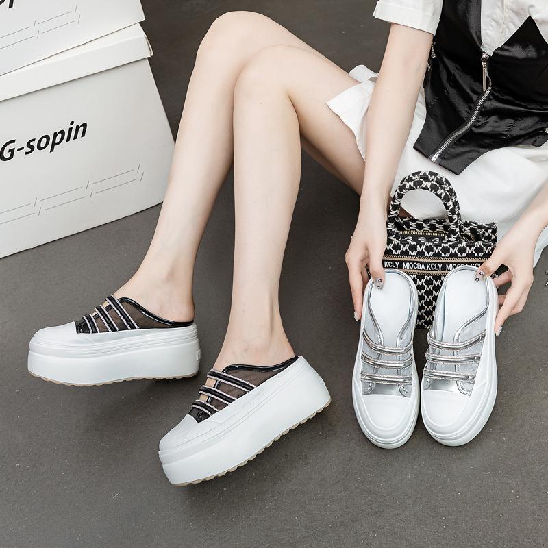 Netz atmungsaktive Tasche Kopf halbe Schale Damenschuhe im Sommer 2025 neu dicksohlige helle Diamant einfarbig einfache absatzlose Pantoffeln
