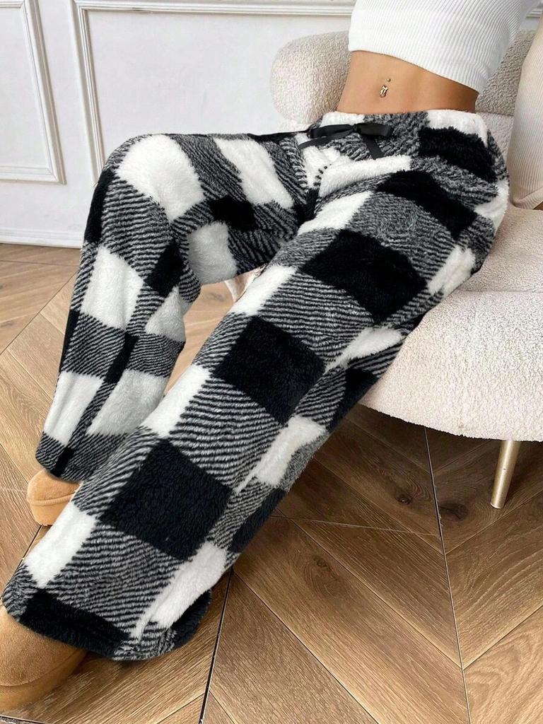 Winter New Women's Plaid Casual Pants with Elastic Waist and Fleece