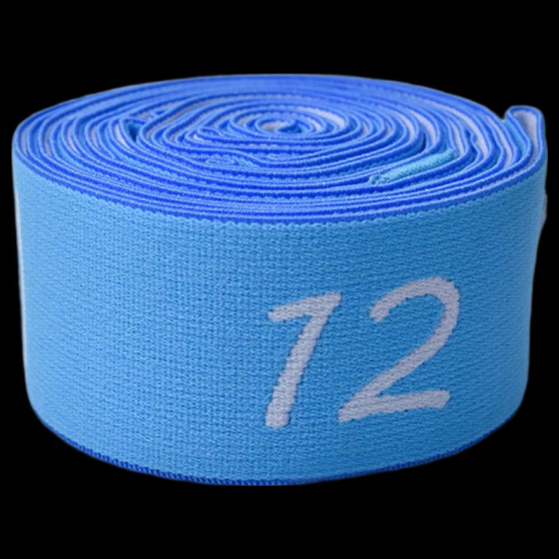 Fitness-Dehnband mit nummerierten Segmenten