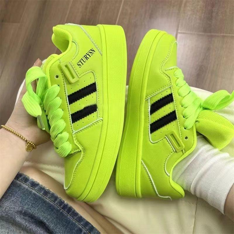 Casual shoes Guochao original niche fluorescent green niche bread shoes women's leisure summer new board shoes