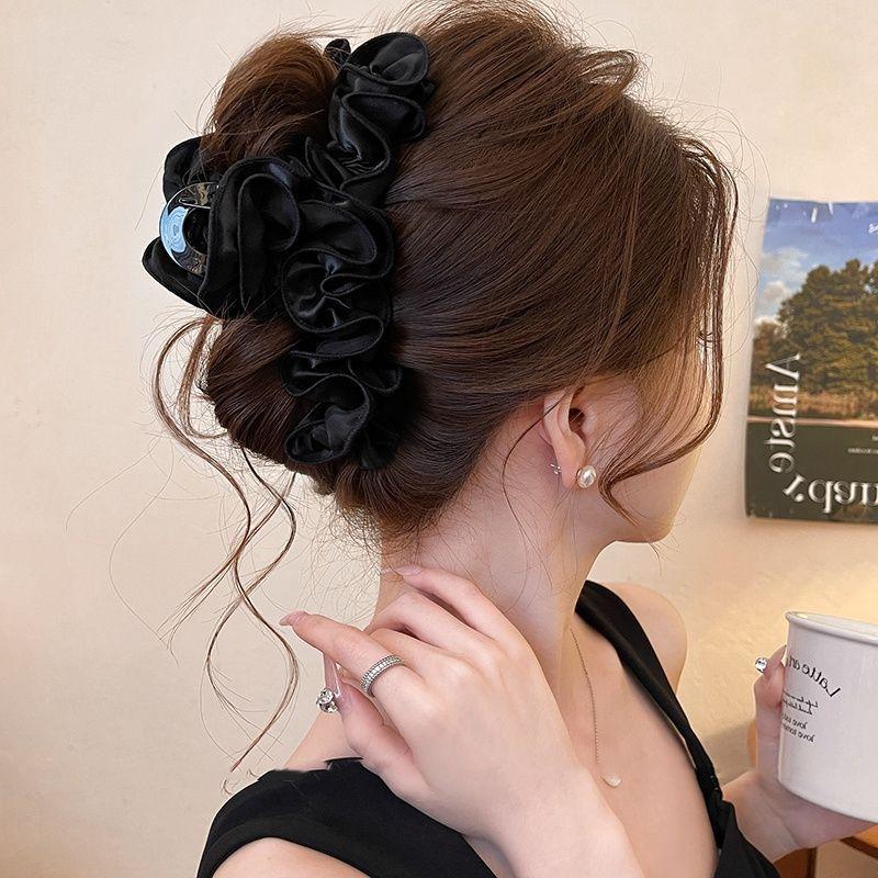 

1pc Trendy Retro Pleats Hair Clip For Women Solid Color Ponytail Holder Claw Headwear Fashion Hair Accessories чёрный