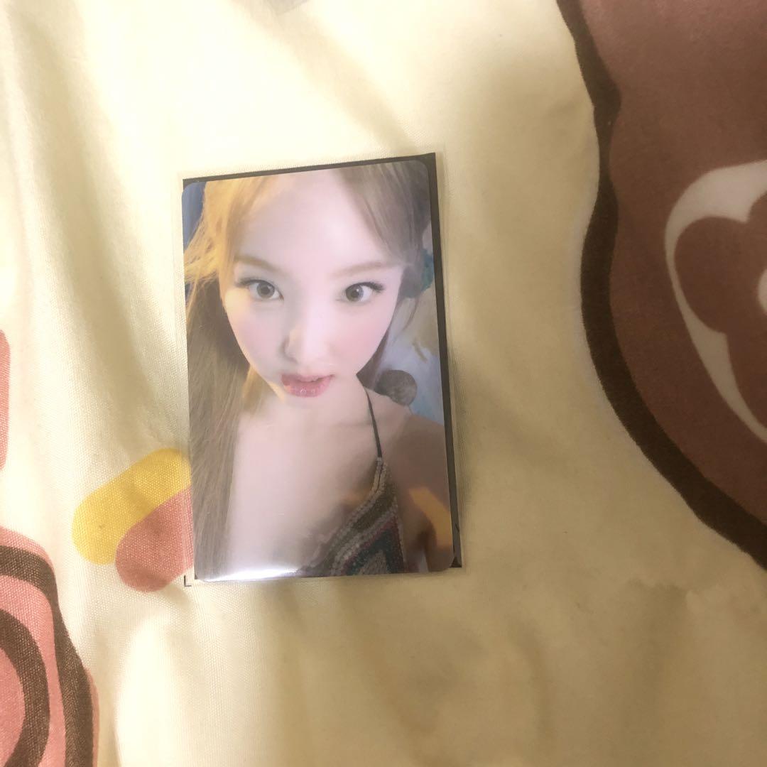 [ИСПОЛЬЗОВАН] TWICE им Наён с Муу, коллекционная карточка Lucky Drop Наён
