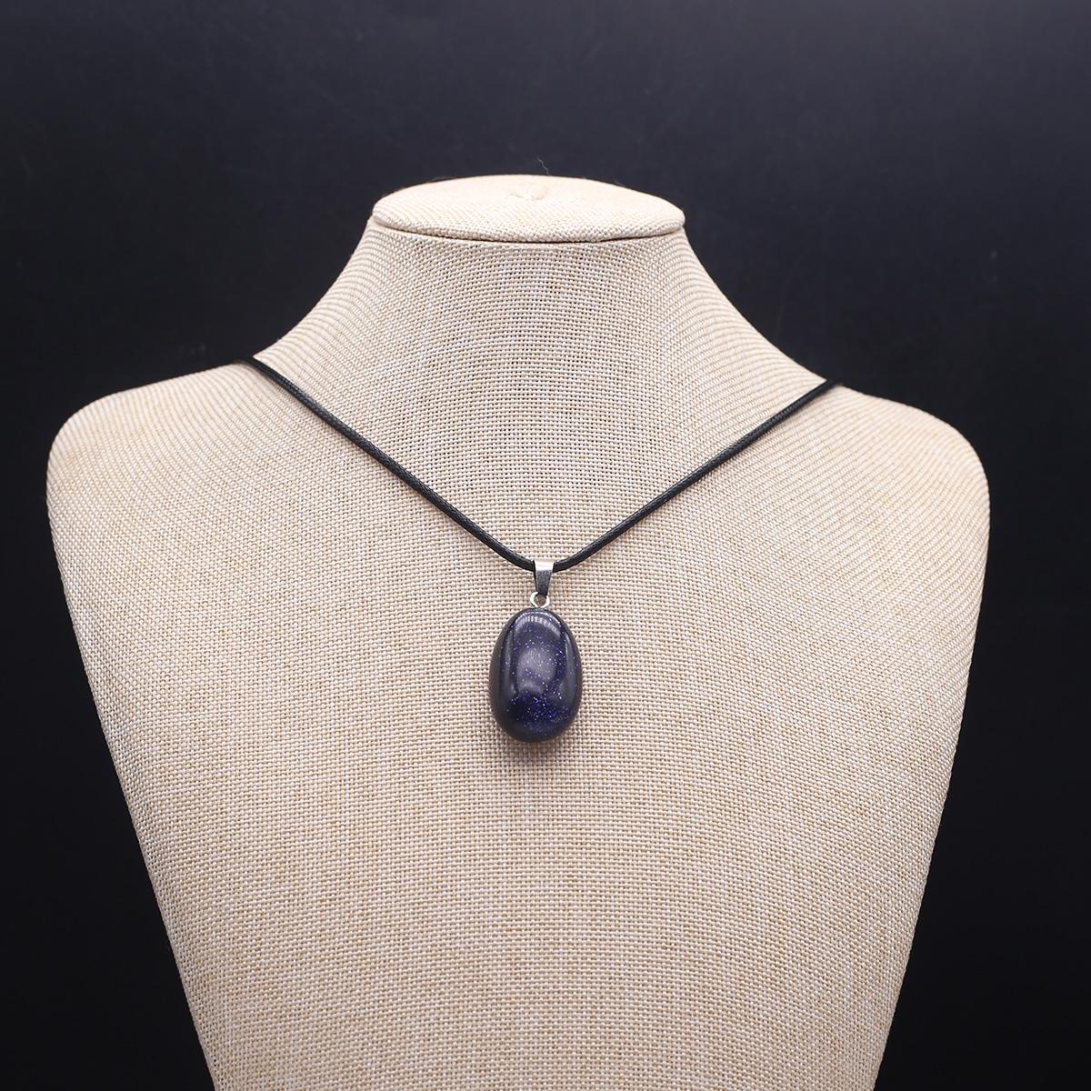 

1 шт. в партии ожерелье из натурального камня, кулон, нерегулярный кристалл, кварц, агат, лазурит, веревочная цепочка, ожерелья для женщин и мужчин, ювелирные изделия, подарки 15 × 25-20 × 30 мм 1Pcs/Blue Sand Stone