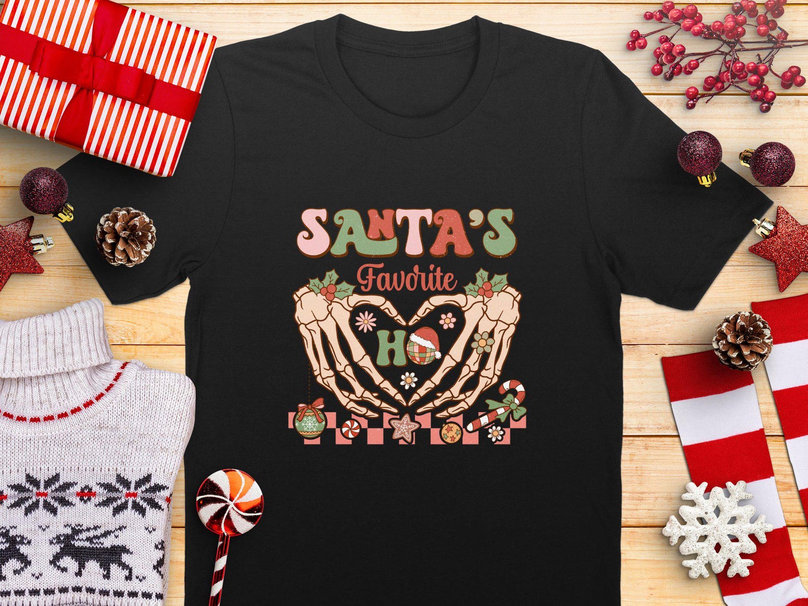 Funny Santa T-Shirt, Skeleton Hands Christmas Tee, Santa s Favorite T-Shirt, Holiday Skull Tee, Xmas Party Shirt S