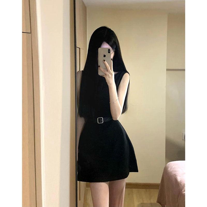 E French pure desire black sleeveless vest dress for women, small people, advanced sense, waist and thin temperament
