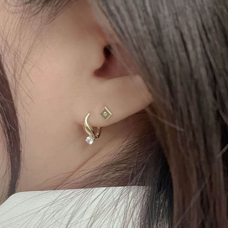 youngglow 14k wavy cubic one touch ring earring