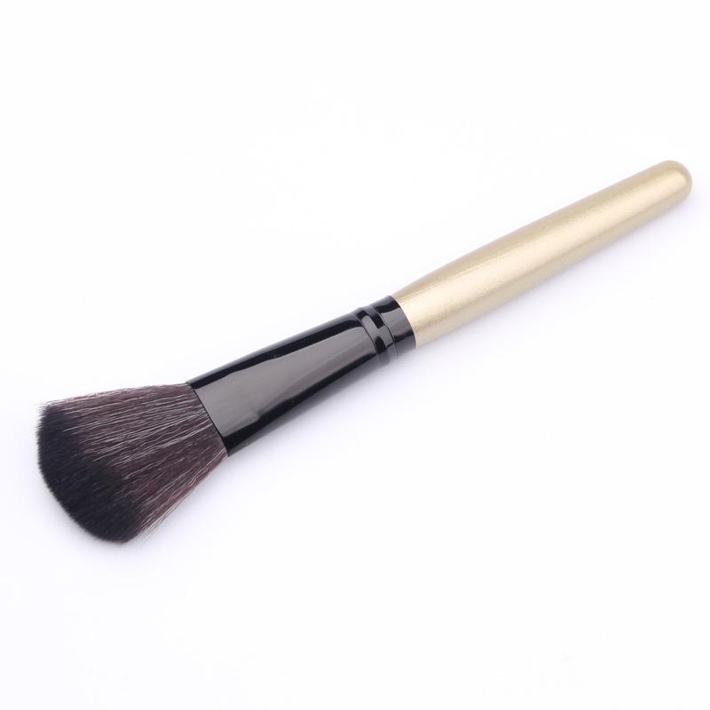 Multi-Use Makeup Brush: Loose Powder, Blush, Eyebrow, Eyeshadow, and Powder Brush