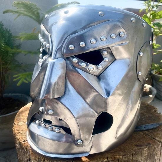 Doom Inspired Helmet  High Quality Cosplay Prop Perfect for  Fans  Authentic  Villain Cosplay Gear