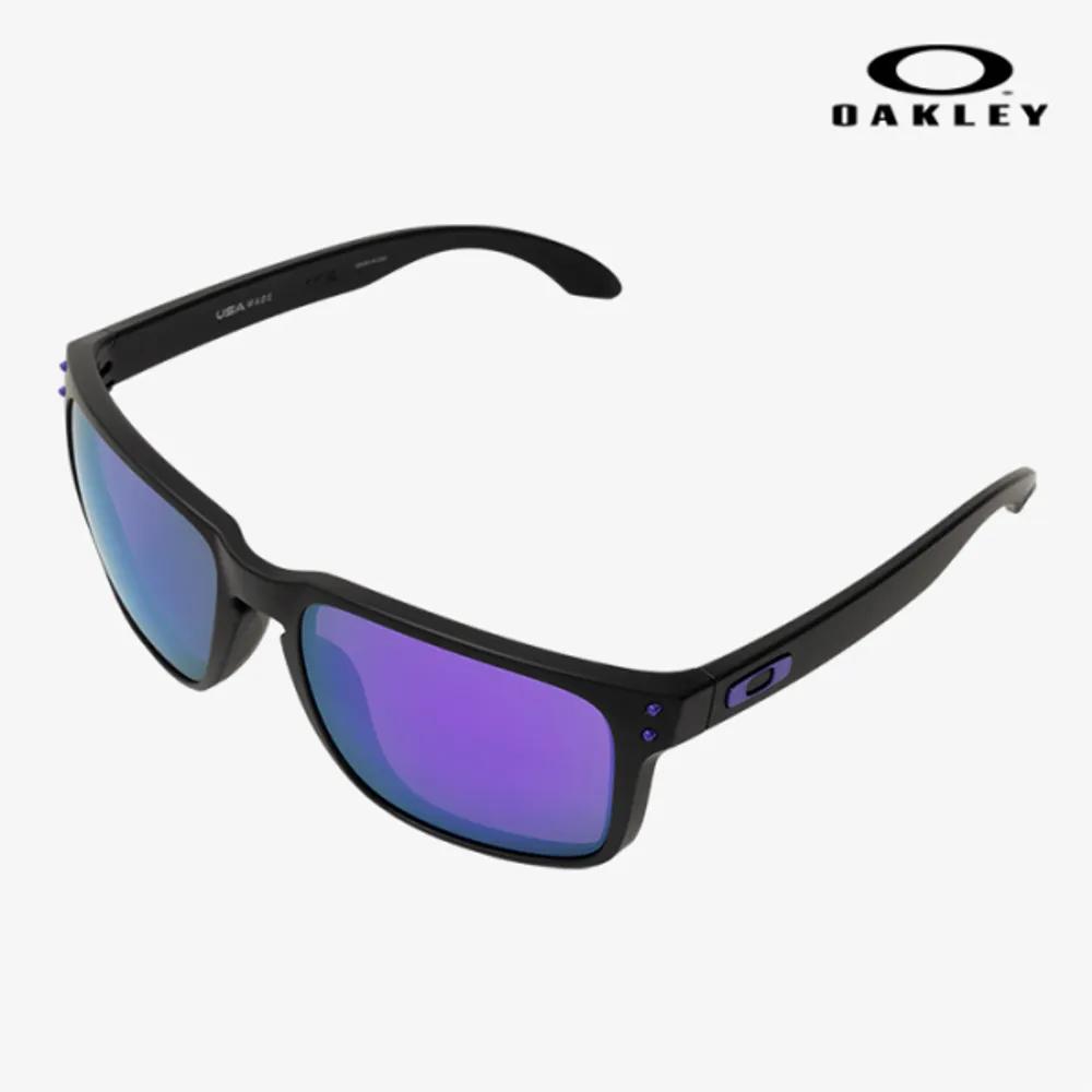 

[Oakley] Oakley Holbrook XL Travel Eye Protection Sunglasses Violet