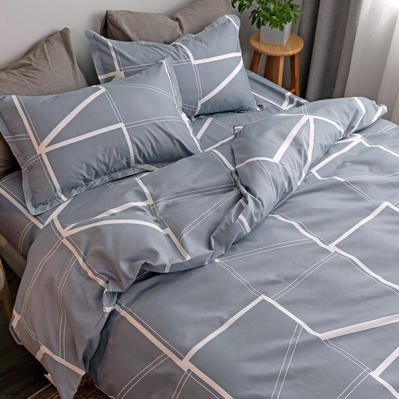 Thickened three piece and four piece bedding sets