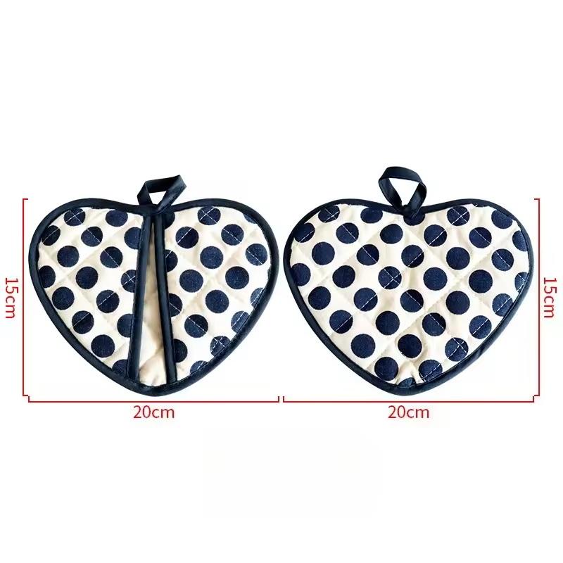 Heart-Shaped Hand Clip Heat Insulation Pad Coaster Anti-Scalding Gloves Baking Kitchen High Temperature Resistant Oven