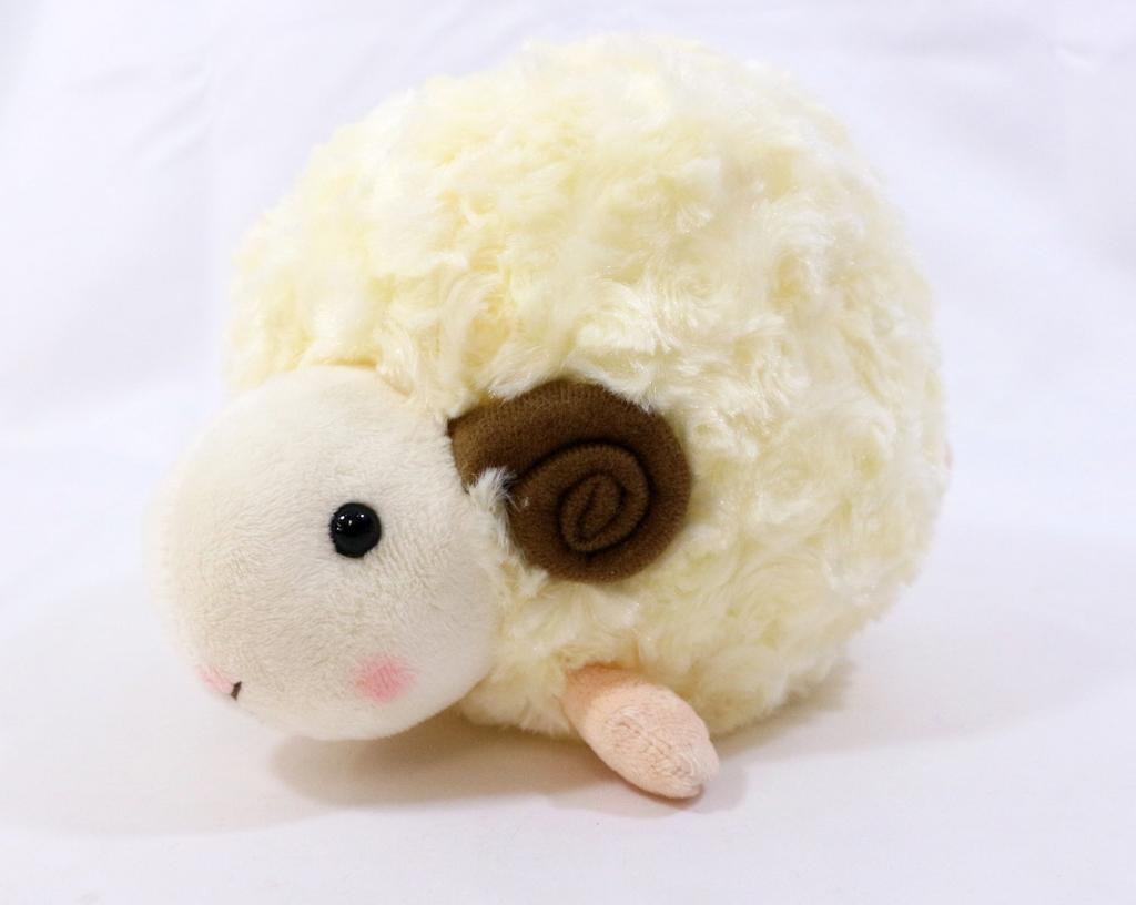 Marucchi Sheep Large Ivory 533-0160