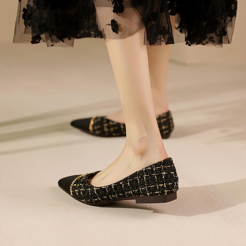 Pointed single shoes women's flat bottom summer shallow mouth soft sole ladyshoes casual large size women's shoes