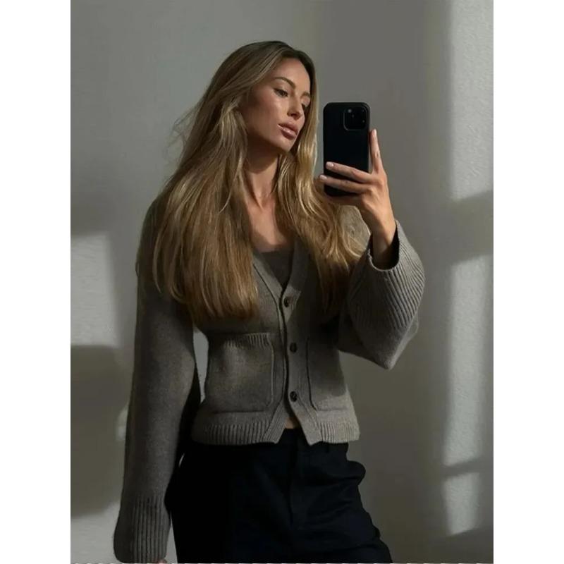 Women Elegant Solid  Long Sleeves Knitted Cardigan V-neck Single Breasted with Pocket Autumn Female Commute Sweater Outwear
