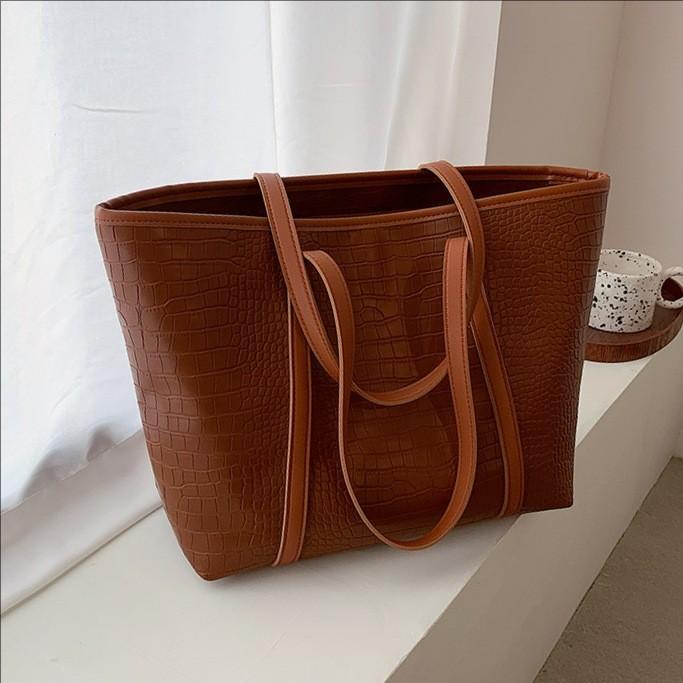 Pu Large Tote Bag For Women With Magnetic Closure And Stone Texture For Daily Use