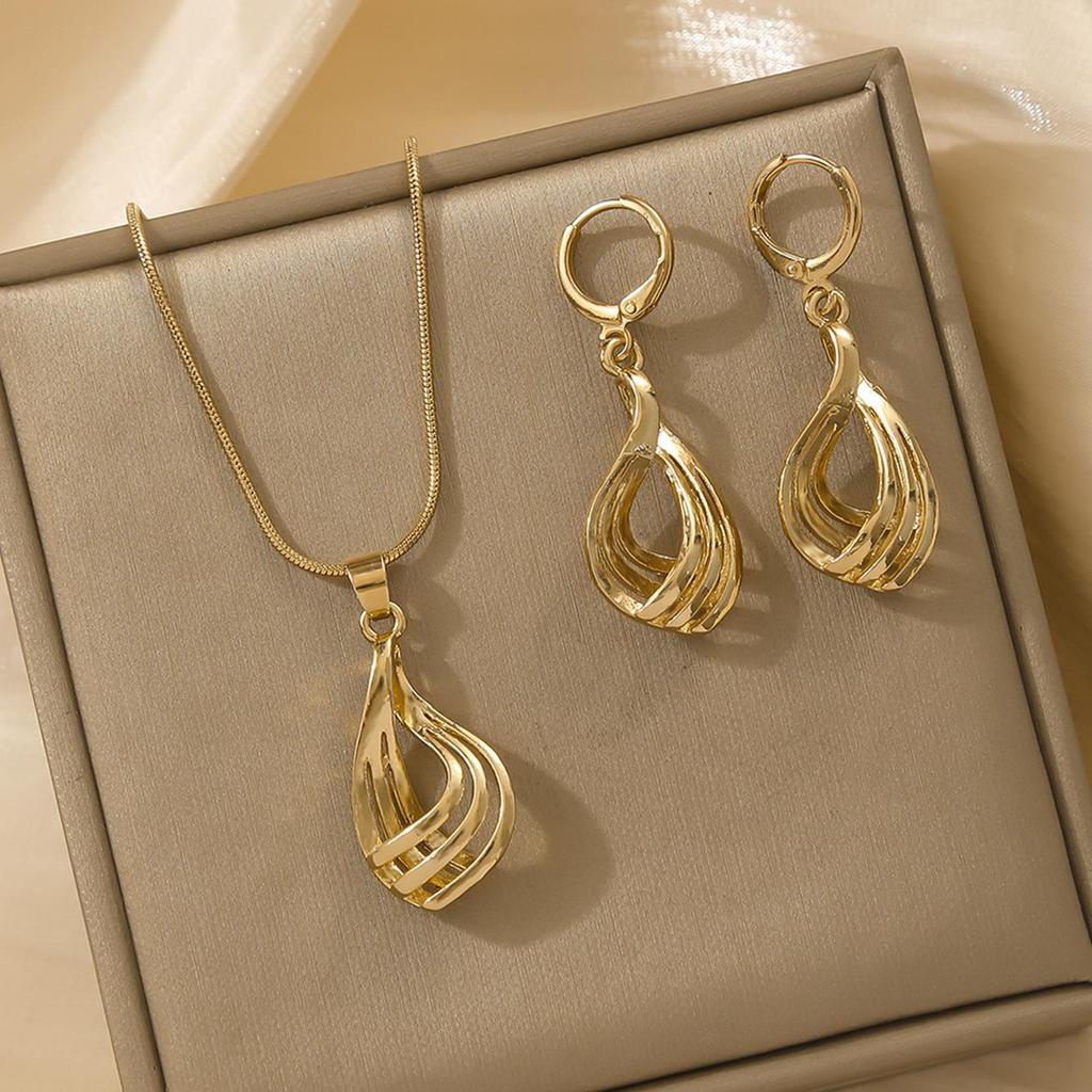 European-American Chic Peach Heart Necklace & Earring Set - Versatile Light Luxury Jewelry