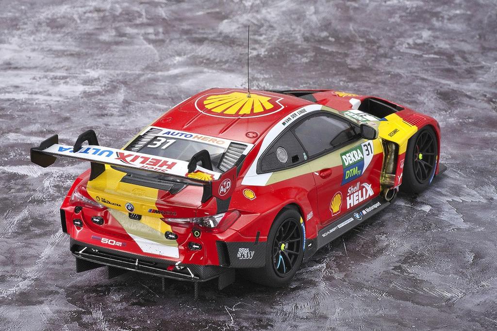 Platz/NuNu 1/24 Racing Series BMW M4 GT3 2022 DTM Champion Plastic Model Car PN24045 (Car)