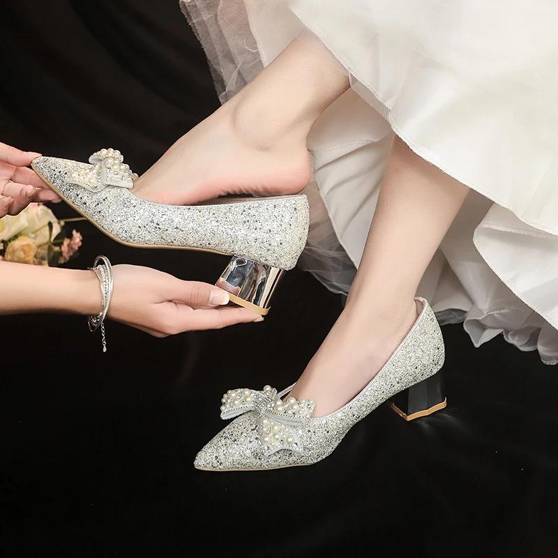 Fashion Women's Fashion Chunky Shoes Spring New Pointy Shallow Mouth Butterfly Knot Sequin Non-slip Low-top Shoes