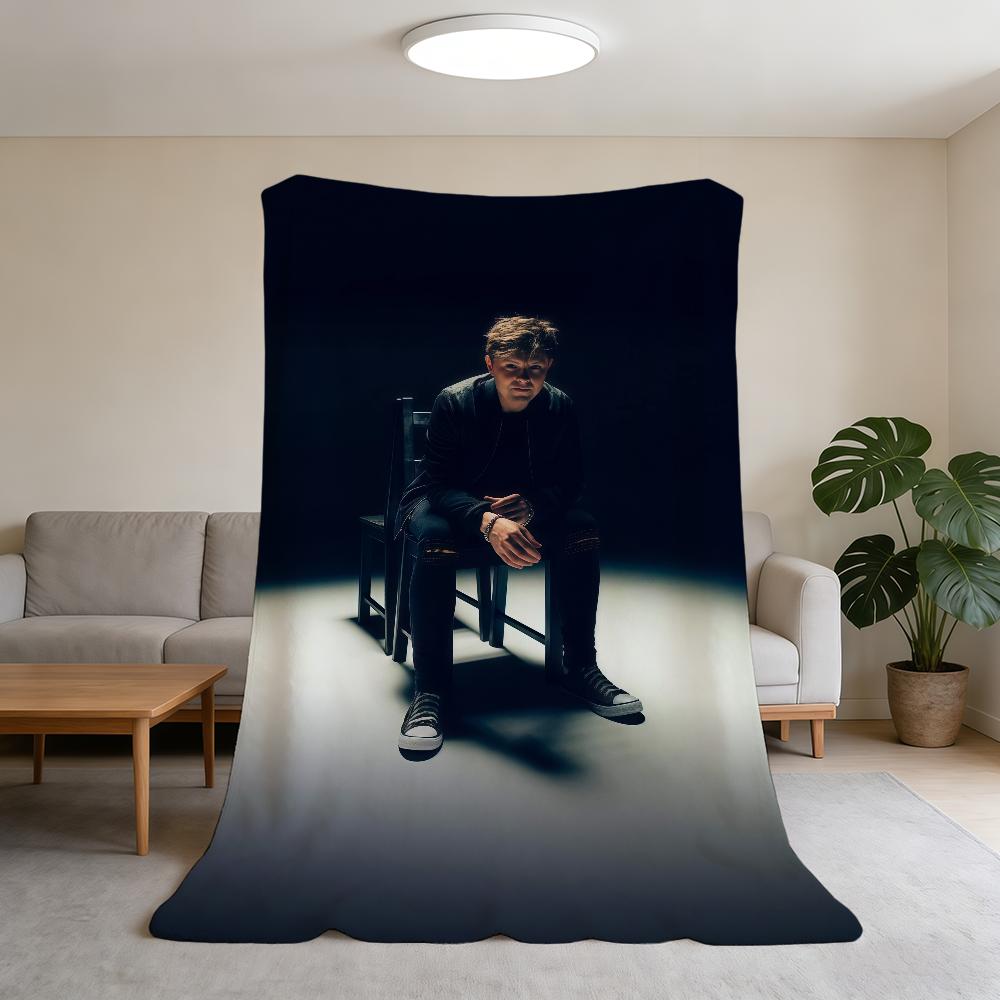 Patrick Blanket Super Warm Comfortable Plush Kelly Throw Blanket Michael Child Home Sofa Bedroom Singer Gift