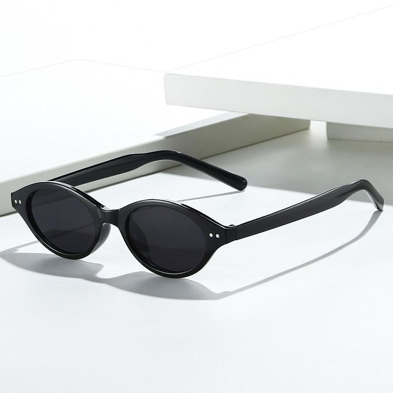 Oval Shape Woman Glasses Frames Rivets Decoration Blue Light Blocking Men Eyewear European American Style Eyeglass Frame Women