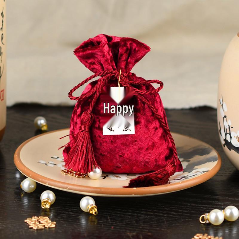 Elegant Silk Velvet Wedding Candy Gift Bag for Guests