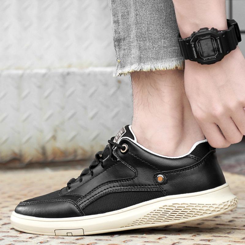 

Новая мужская модная обувь на доске с вставками, полая дышащая, из летучей трикотажной сетки и кожи, повседневная, маленькие белые туфли, плоская мужская обувь 45