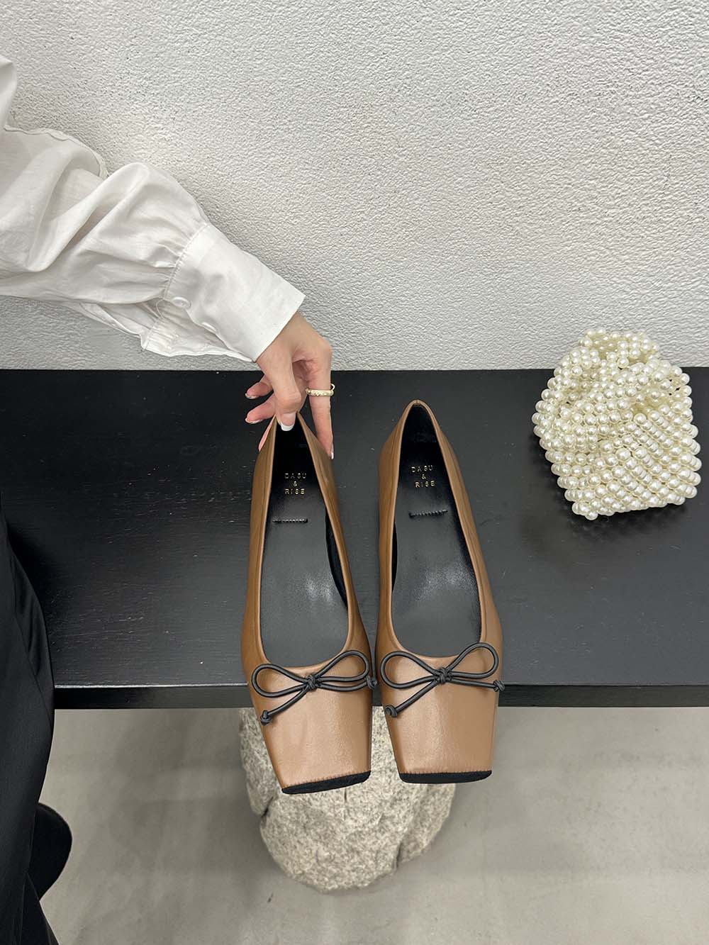 Модные женские туфли с квадратным носком 2024 года — фото 9