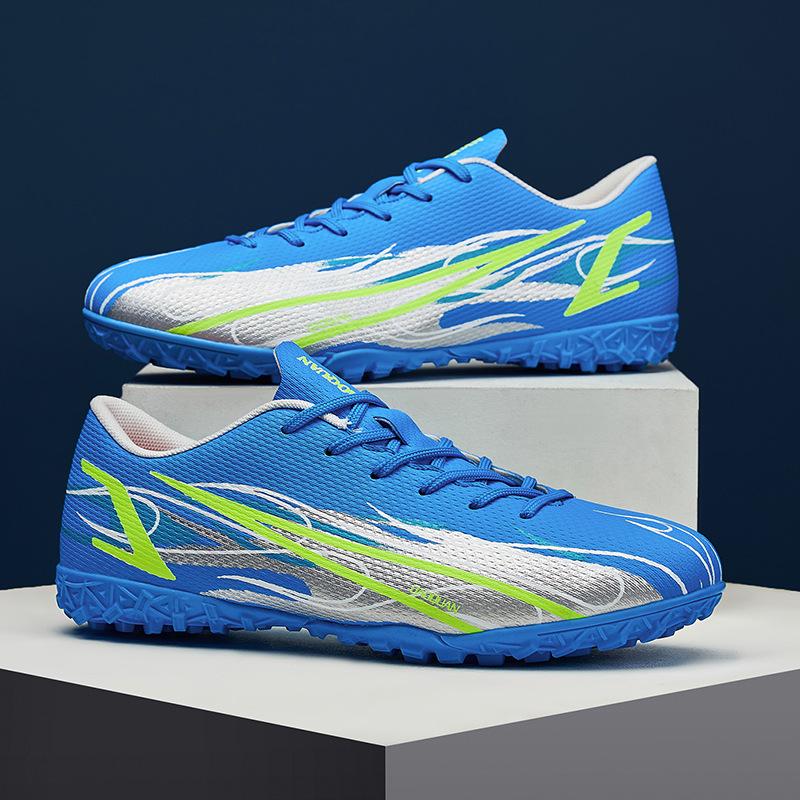 

Large size 47 football shoes men and women broken spikes adult TF boys children elementary school students training shoes leather feet grass 47