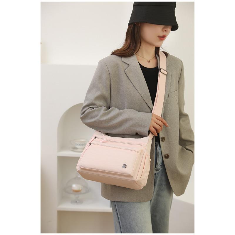 Women's Large Capacity Casual Nylon Crossbody Bag