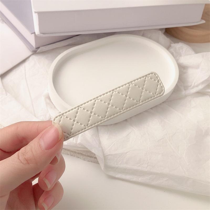 2PCS Leather BB Hair Clips Tweed Pattern, Elegant Versatile Hair Clips for Women Bangs Styling