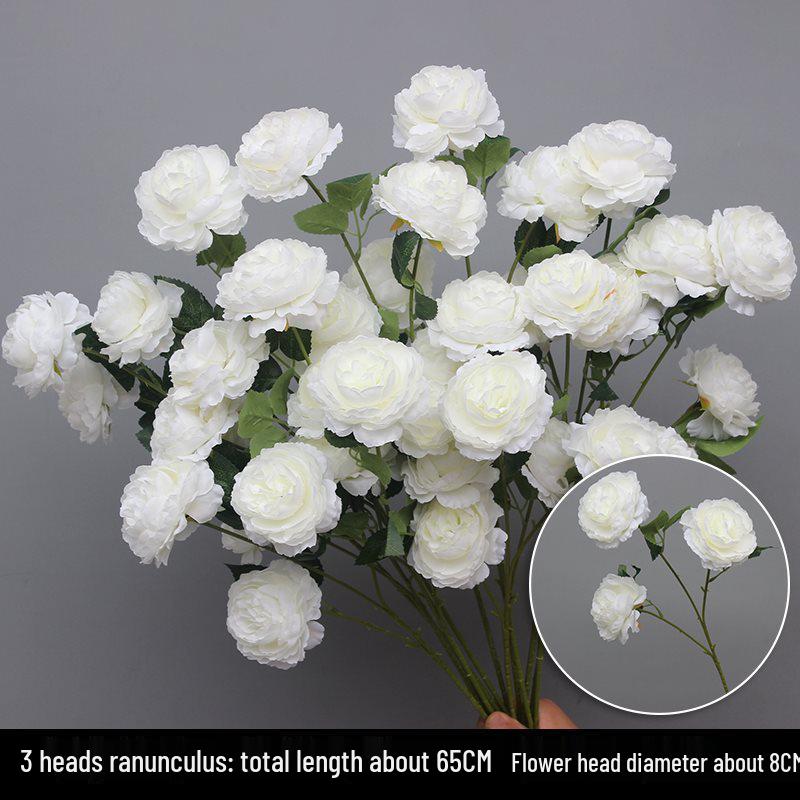 Weiße Blumendekoration für Hochzeiten Künstliche Straußornamente und Bogen-Requisiten