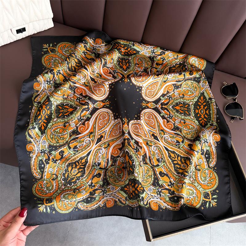 Scarf Women Silk Satin Bandana Silk Scarves Neckerchief Luxury Foulard Store 70Cm Square Lady Shawl Hijab