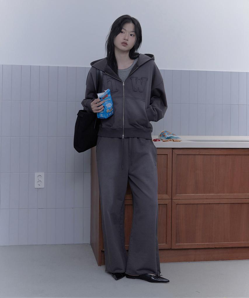 Haebeueoweil Quiet Sweat Pants (Dg)