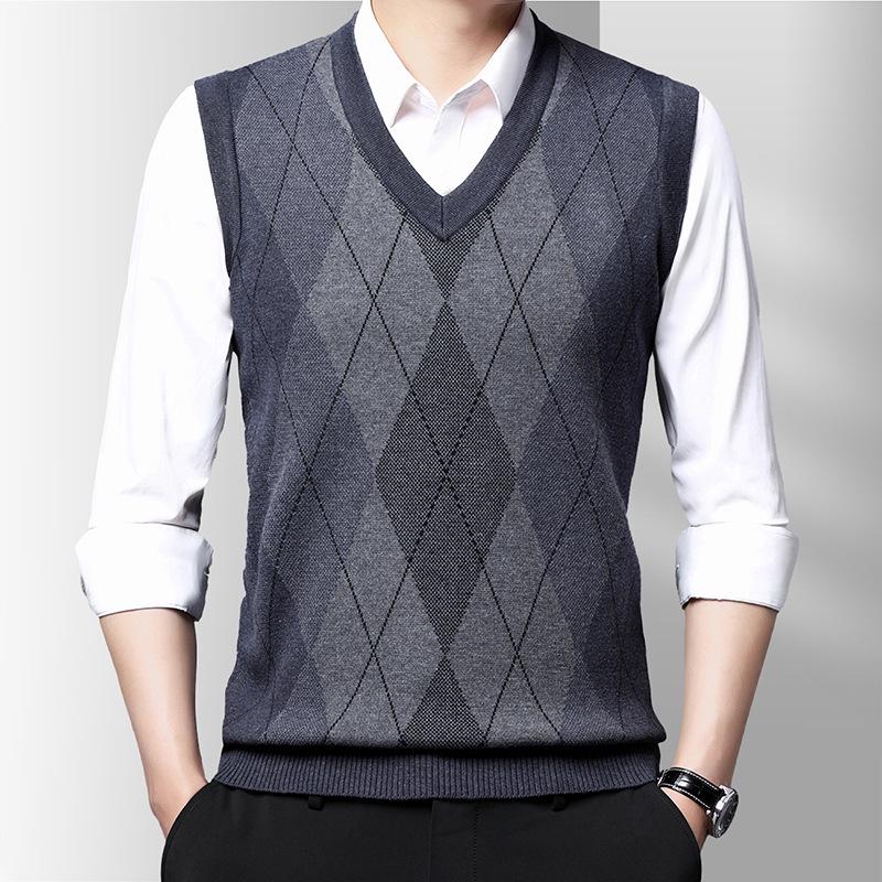 Men's Winter Sleeveless Plaid Knit Sweater Vest - Thick & Warm, Middle-aged Casual Style