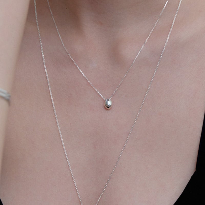 leeENoir Mini Egg Ball Necklace (2color)